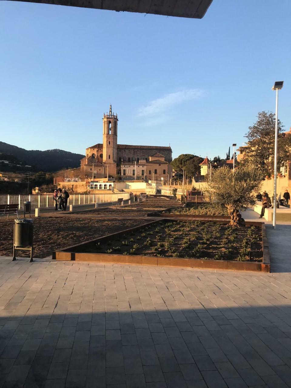 Casa De Poble Termes Romanes Caldes De Montbui Buitenkant foto